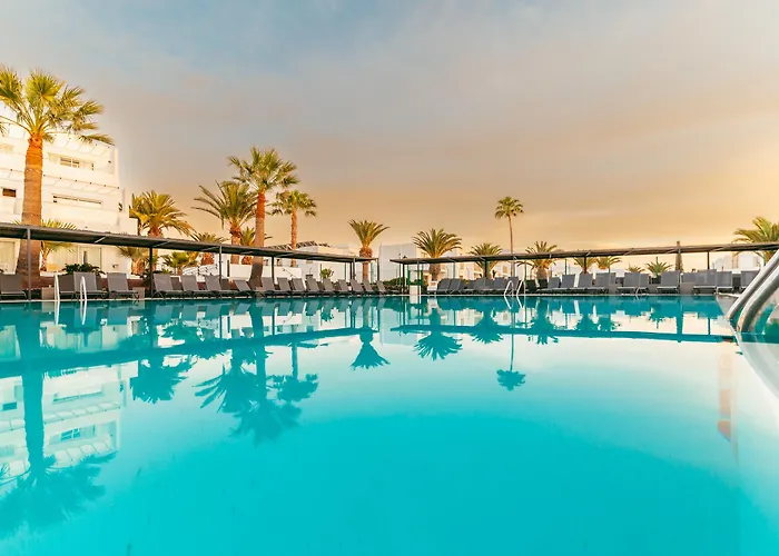 Best 21 Spa Hotels in Puerto del Carmen (Lanzarote) for a Relaxing Getaway