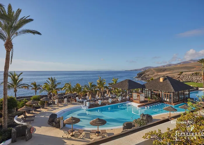 Luxury Hotels in Puerto Calero near Playa Blanca